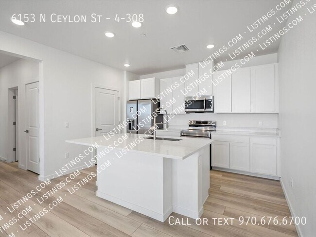 Foto del edificio - 6153 N Ceylon St