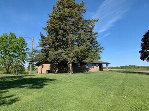 Building Photo - 36093 Tabor Rd