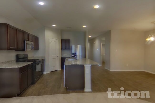 Building Photo - 1016 Adler Way