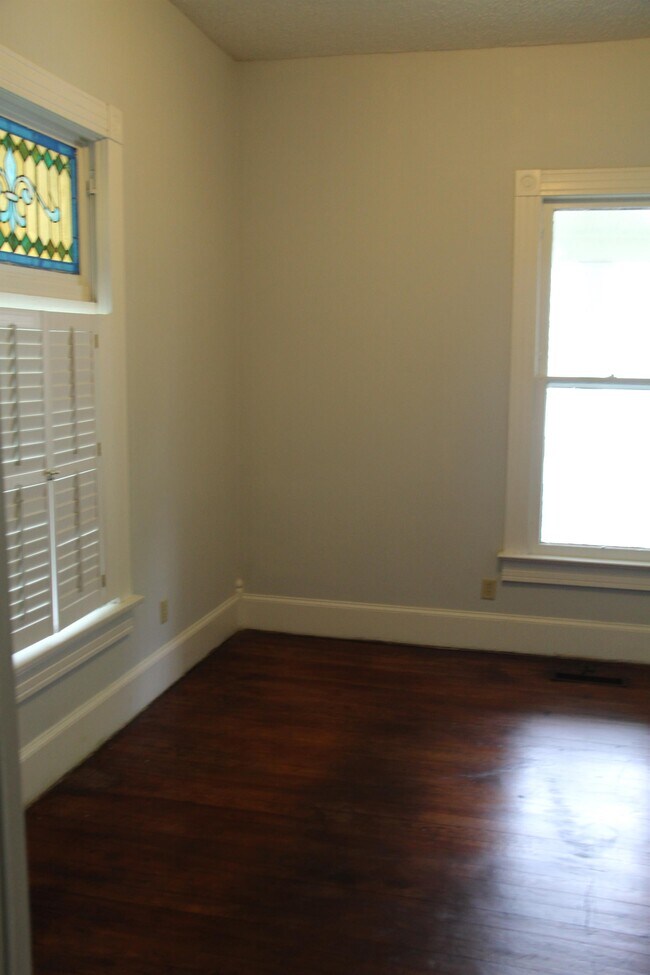 Foto del edificio - 459 Glenwood Ave SE