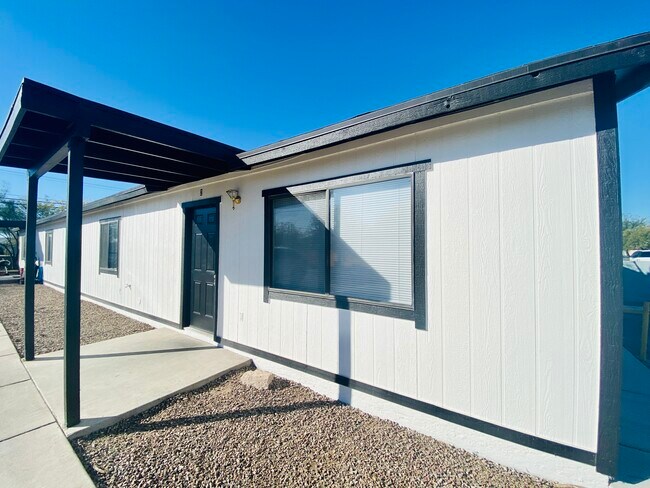 Foto del edificio - 335 E Elvira Rd