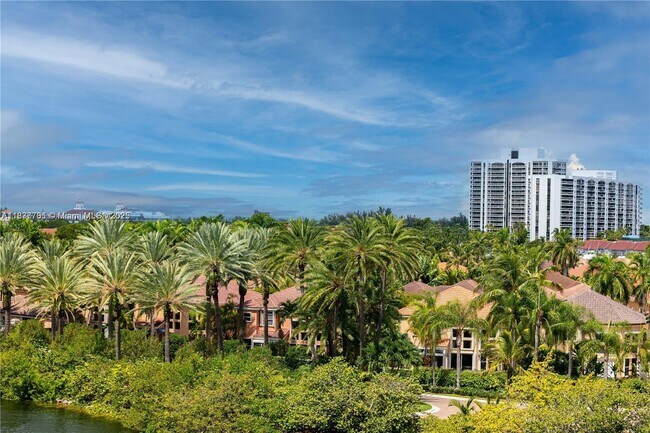 Building Photo - 20505 E Country Club Dr