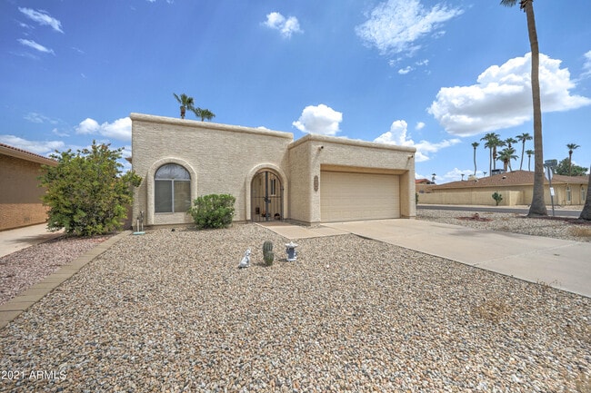 Building Photo - 25845 S Howard Dr
