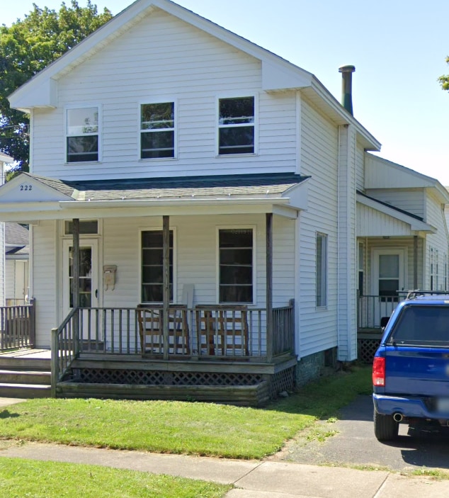 Primary Photo - 222 W 4th St
