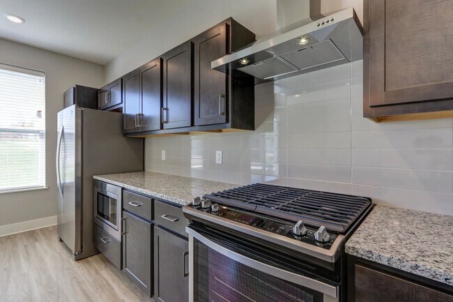 Foto del edificio - Lilac | Three Bedroom - no basement