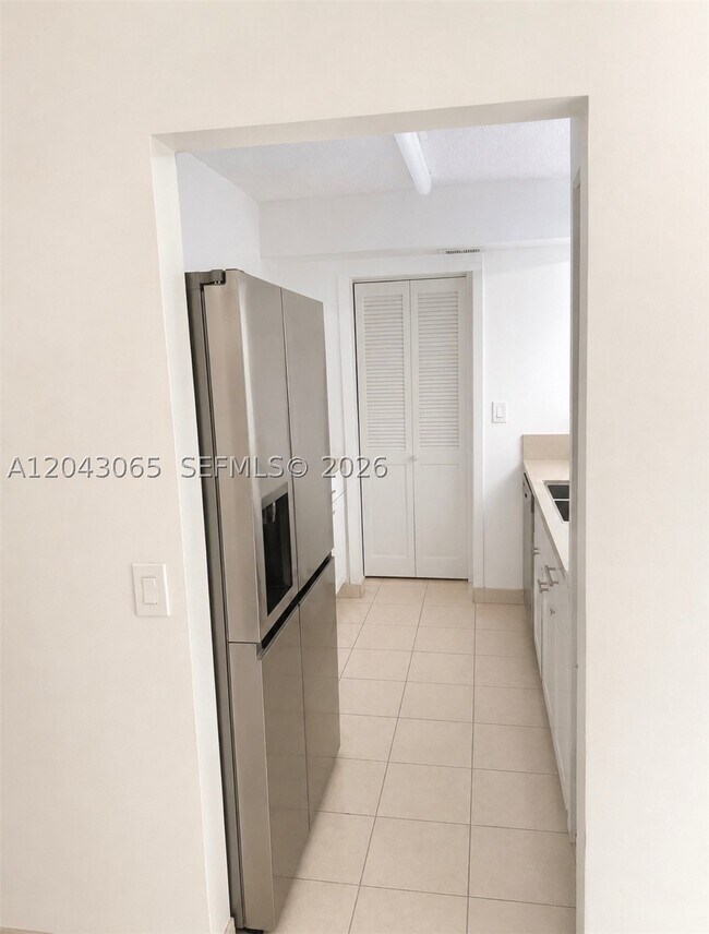 Foto del edificio - 8475 SW 156th Ct