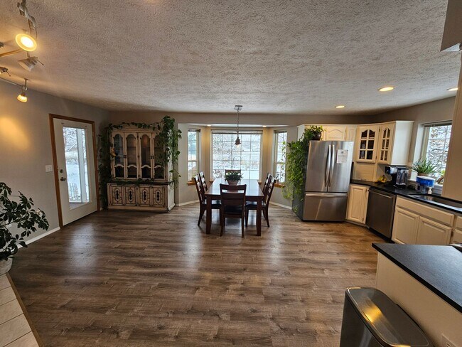 Foto del edificio - Beautiful Home in the Valley