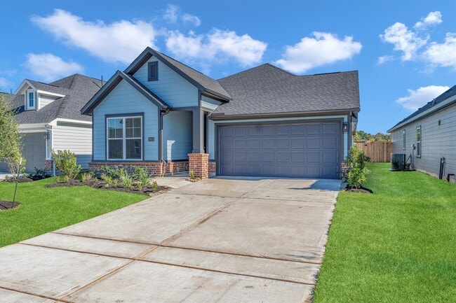 Building Photo - 16903 Tulip Row Ln