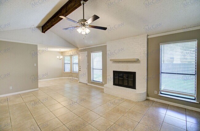 Foto del edificio - 5917 Birchhill Rd