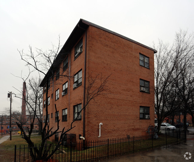 Building Photo - Kenilworth Parkside