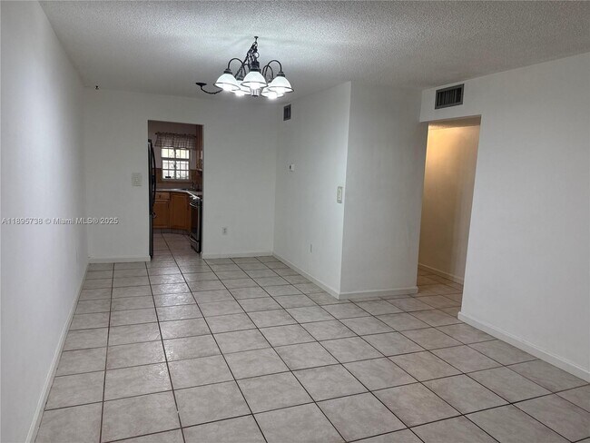 Foto del edificio - 4315 SW 69th Ave