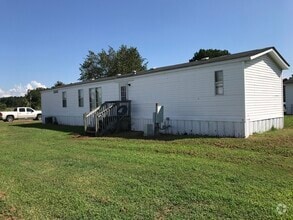 Building Photo - 726 Braswell Rd