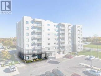 Building Photo - 1675 Banwell Rd