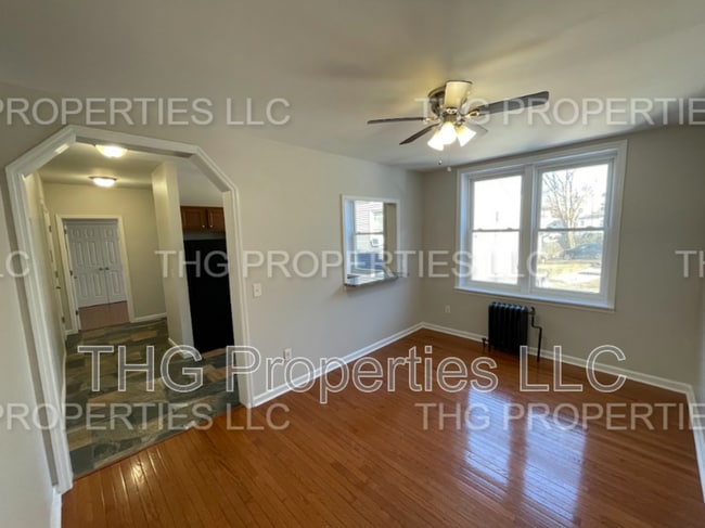 Photo - 678 Scotland Rd Apartment