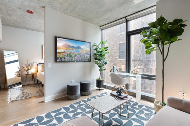 Foto del edificio - 1127 W Tilden St