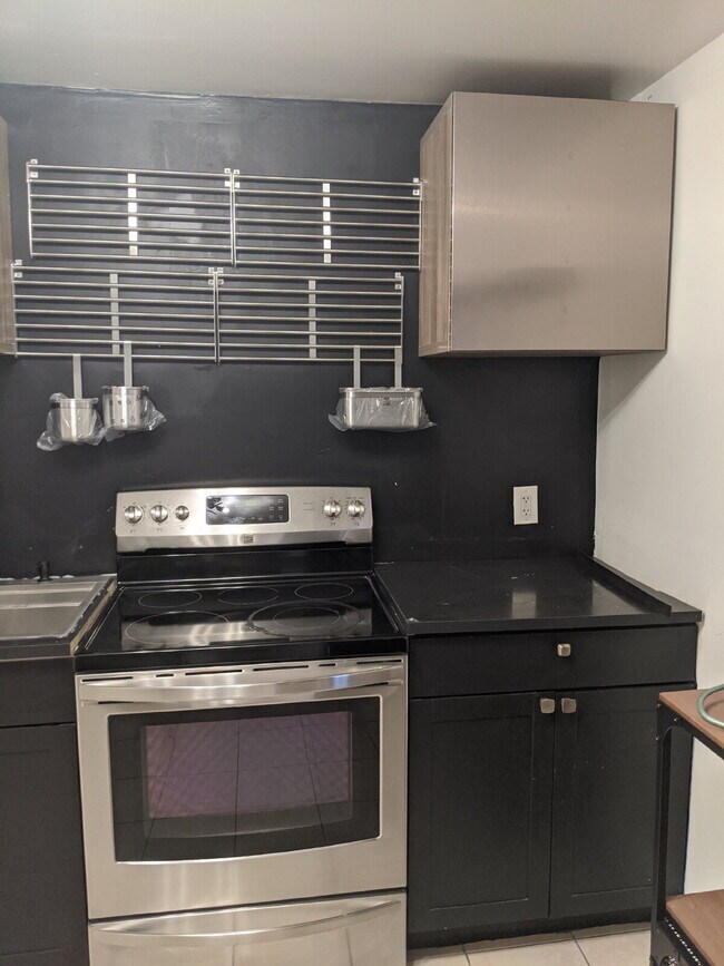 Foto del edificio - 702 Leeward Ct