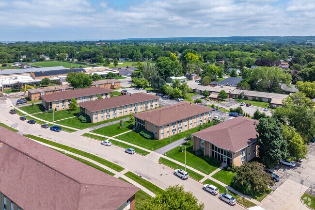 Aéreo - Lake Pointe Apartment Homes