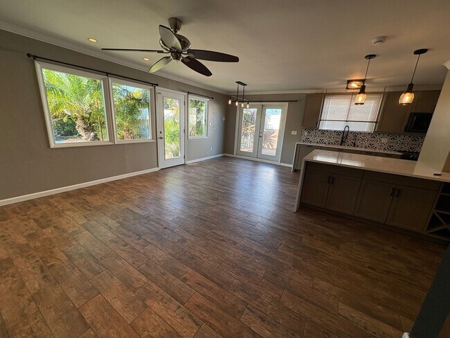 Foto del edificio - 3 bed, 2 bath House in Clairemont with a P...