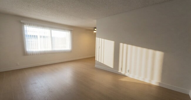 Photo - 531 S Shelton St Apartment