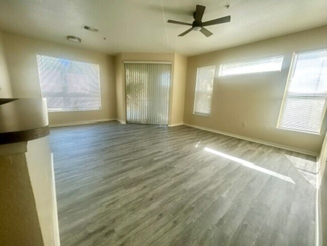 Foto del edificio - RIVERVIEW: Allegro Palms - Gated Community...