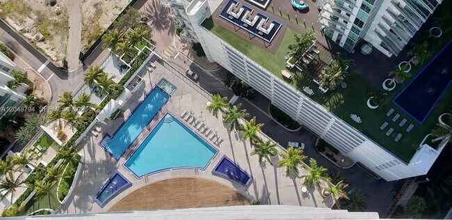 Foto del edificio - 90 SW 3rd St