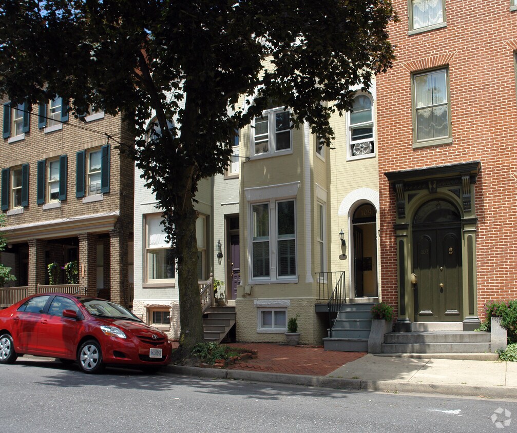 Building Photo - 109 W 3rd St