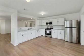 Building Photo - 21830 Trailwood Manor Ln