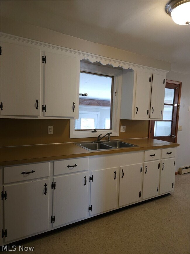 Foto del edificio - 525 S Marion Ave