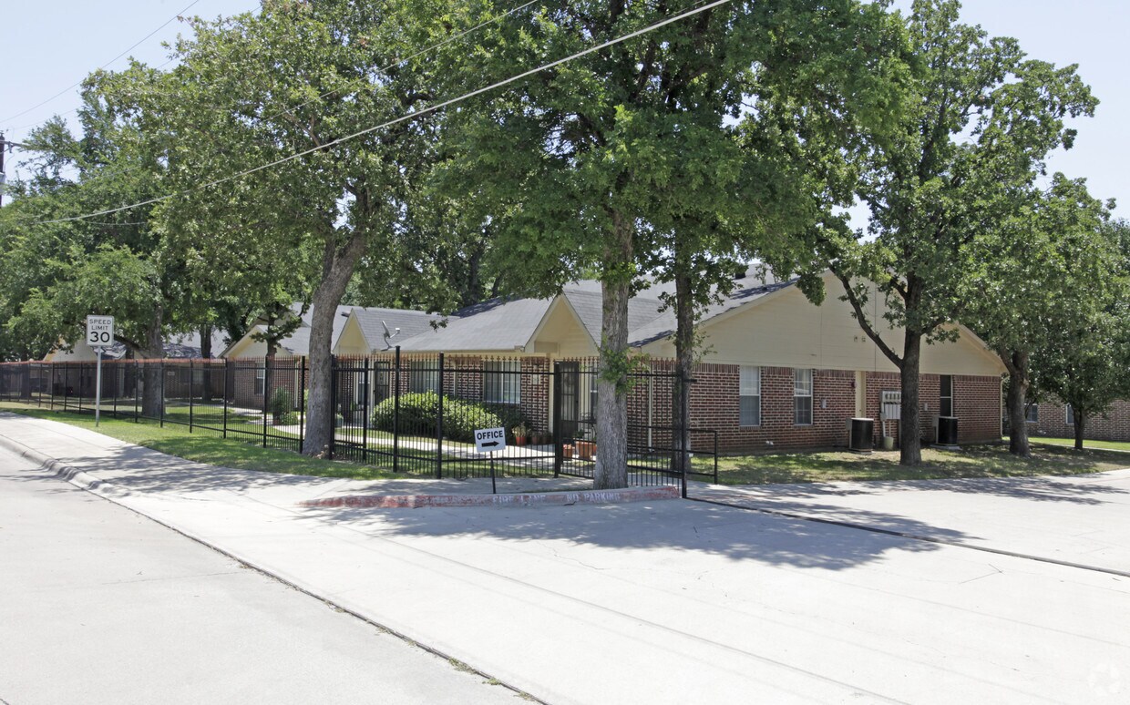 Sunny Ridge Apartments Hurst