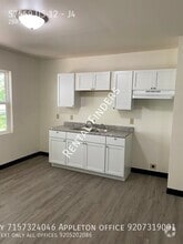 Building Photo - S7559 US-12