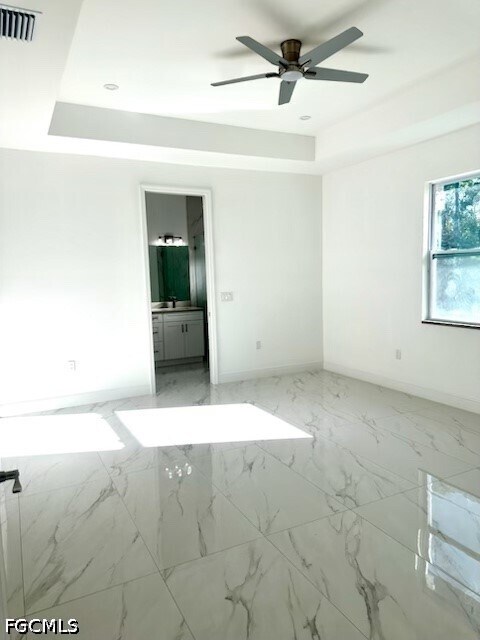 Foto del edificio - 3500 74th St W