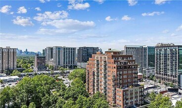 Building Photo - 3180 Mathieson Dr NE