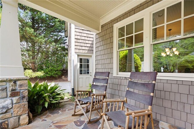 Foto del edificio - 3487 Habersham Rd NW