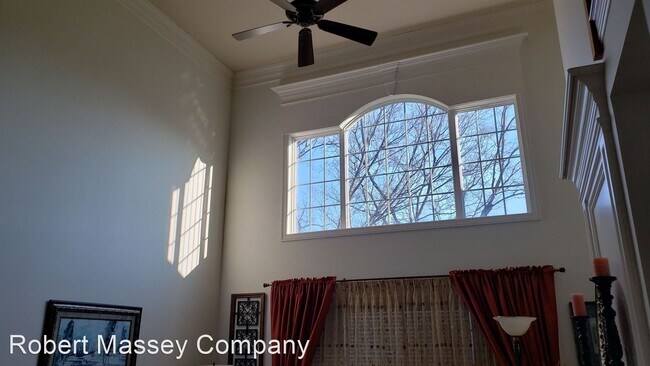 Foto del edificio - 5 br, 4.5 bath House - 5407 Merribrook Lane