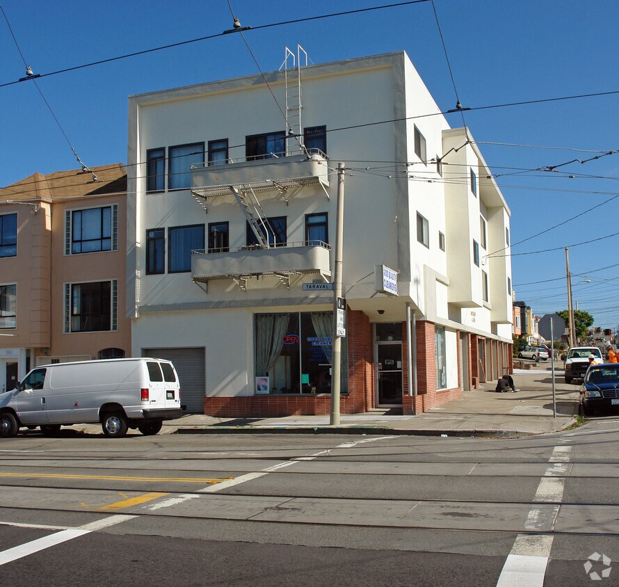 Foto del edificio - 2395 35th St