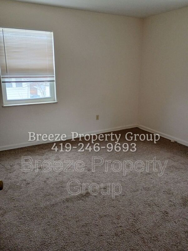 Foto del edificio - 2445 W Bancroft St