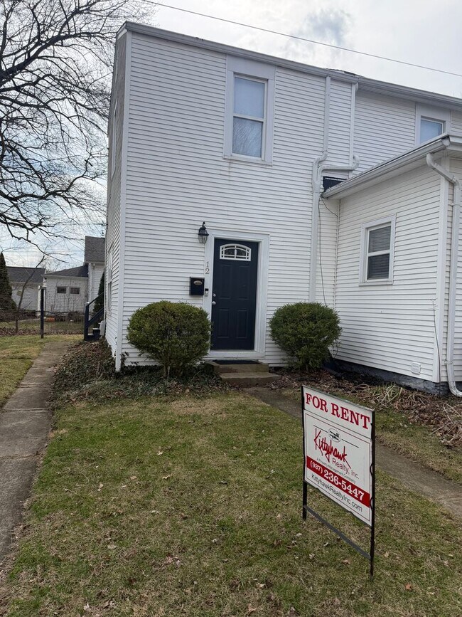 Building Photo - 12 Ford Ave