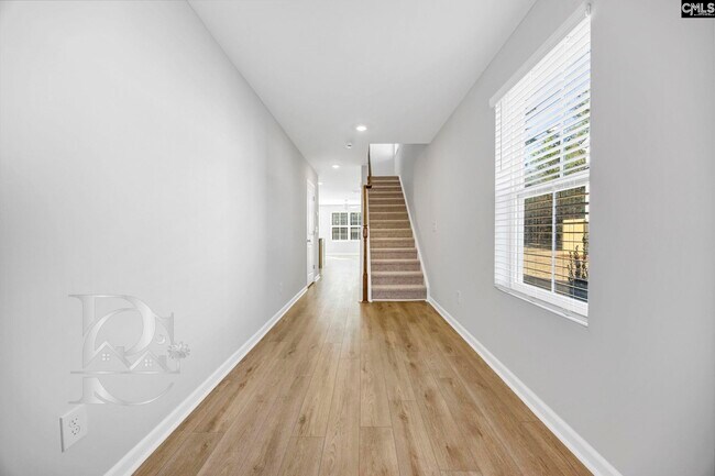 Foto del edificio - 419 Nutsedge Ct