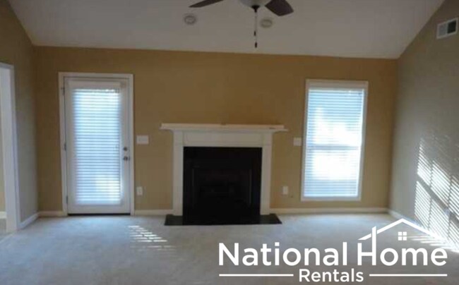 Foto del edificio - 325 Nichols Branch Ln