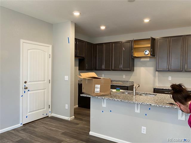 Foto del edificio - 21250 E Radcliff Pl