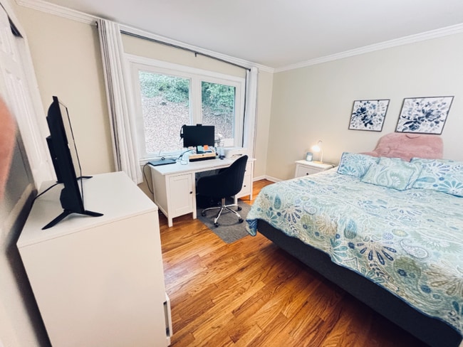 Building Photo - 43 Kent Hills Ln