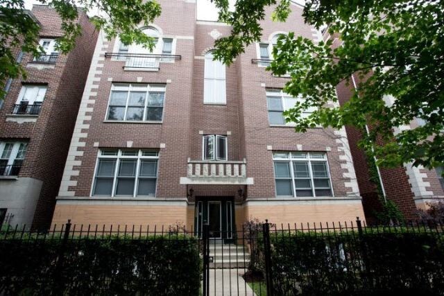 Primary Photo - 4235 N Kenmore Ave