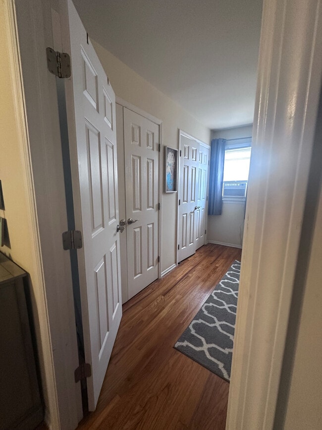 Building Photo - Waterway Apartments, LLC