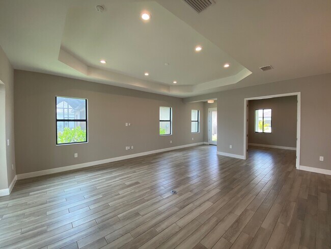 Building Photo - 3991 Pegasus Way