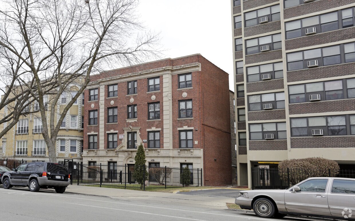 4915 S Drexel Apartments Chicago, IL