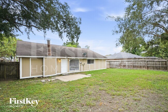 Foto del edificio - 16410 Sky Blue Ln