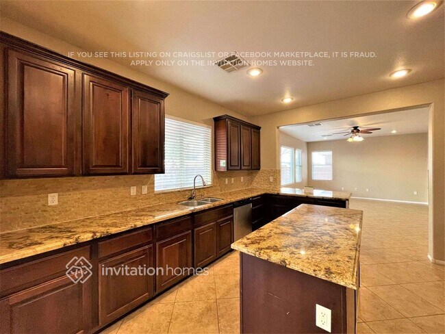 Foto del edificio - 10386 Timber Star Ln
