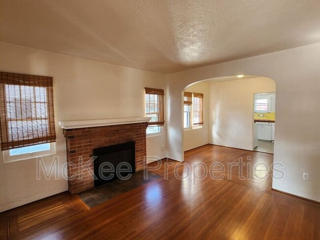 Foto del edificio - 907 9th St