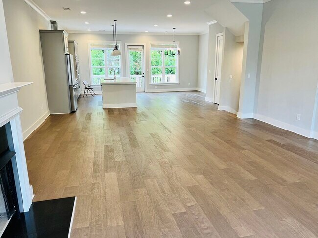 Foto del edificio - 2065 Parkside Ln