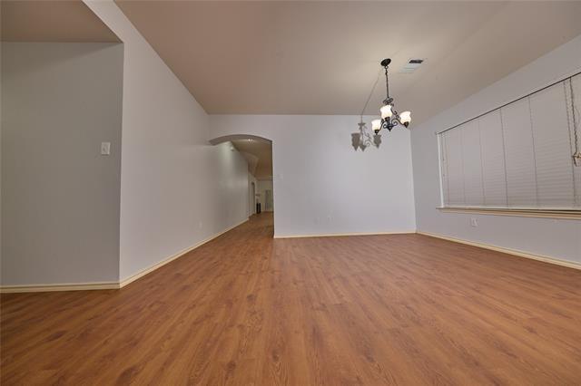 Foto del edificio - 4616 Brighton Dr